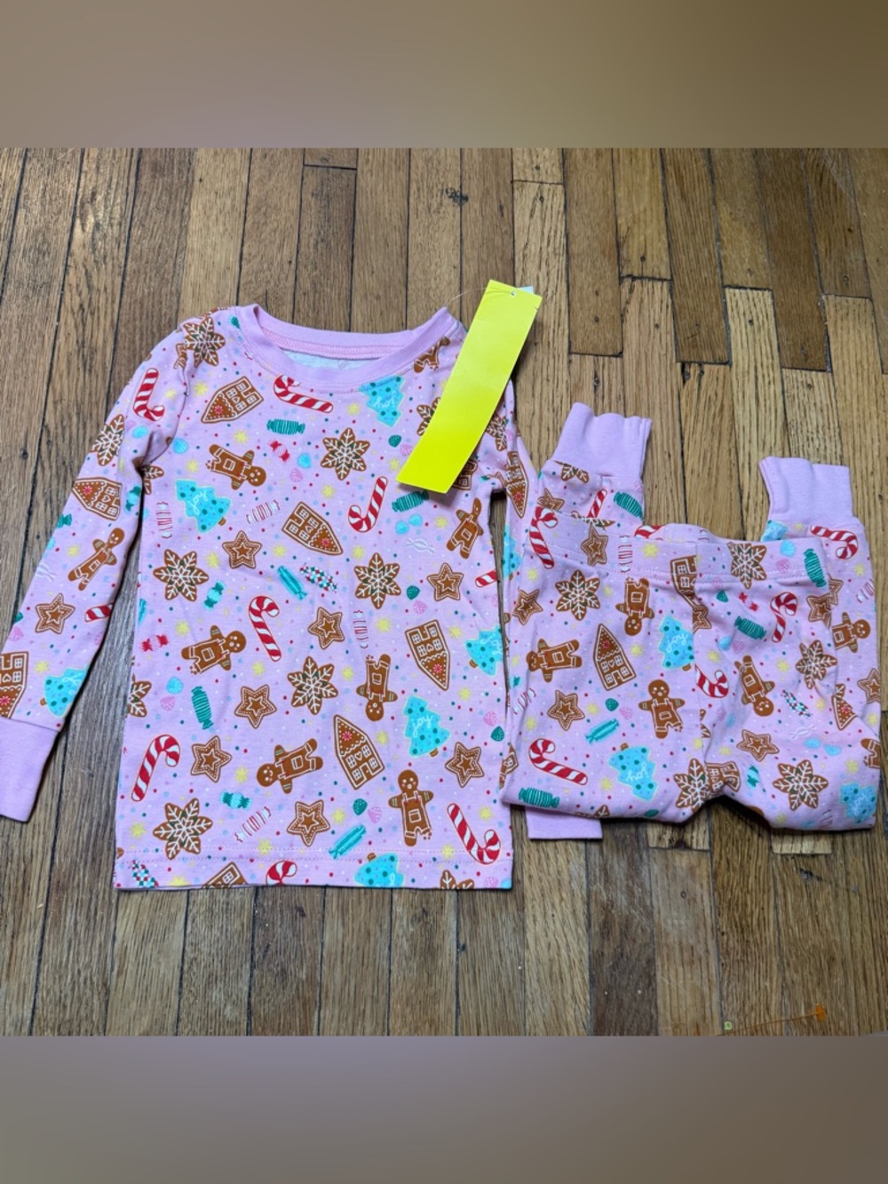 Old Navy Toddler Girls’ Pink Holiday Gingerbread Pajama Set - Size 2T